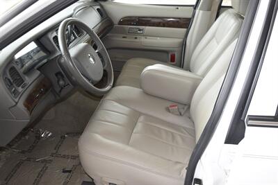 2008 Mercury Grand Marquis LS LEATHER INT 67K ORIG MILES FRESH TRADE IN CLEAN   - Photo 30 - Stafford, TX 77477