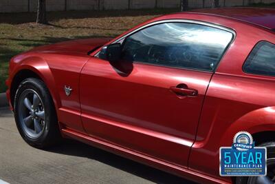 2009 Ford Mustang GT PREMIUM 5SPD MANUAL LTHR FRESH TRADE IN CLEAN   - Photo 17 - Stafford, TX 77477
