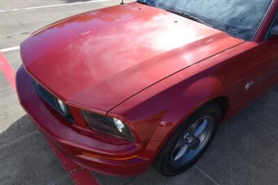 2009 Ford Mustang GT PREMIUM 5SPD MANUAL LTHR FRESH TRADE IN CLEAN   - Photo 10 - Stafford, TX 77477