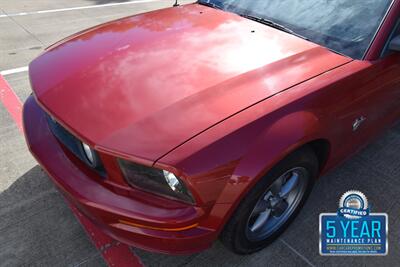 2009 Ford Mustang GT PREMIUM 5SPD MANUAL LTHR FRESH TRADE IN CLEAN   - Photo 10 - Stafford, TX 77477