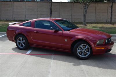 2009 Ford Mustang GT PREMIUM 5SPD MANUAL LTHR FRESH TRADE IN CLEAN   - Photo 21 - Stafford, TX 77477