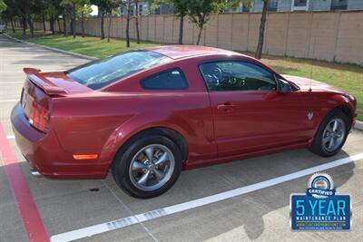 2009 Ford Mustang GT PREMIUM 5SPD MANUAL LTHR FRESH TRADE IN CLEAN   - Photo 14 - Stafford, TX 77477