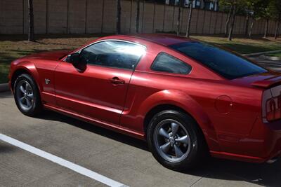 2009 Ford Mustang GT PREMIUM 5SPD MANUAL LTHR FRESH TRADE IN CLEAN   - Photo 15 - Stafford, TX 77477