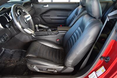 2009 Ford Mustang GT PREMIUM 5SPD MANUAL LTHR FRESH TRADE IN CLEAN   - Photo 25 - Stafford, TX 77477
