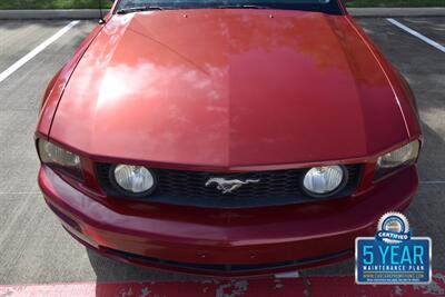 2009 Ford Mustang GT PREMIUM 5SPD MANUAL LTHR FRESH TRADE IN CLEAN   - Photo 12 - Stafford, TX 77477