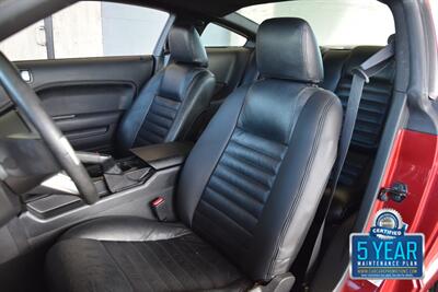 2009 Ford Mustang GT PREMIUM 5SPD MANUAL LTHR FRESH TRADE IN CLEAN   - Photo 27 - Stafford, TX 77477