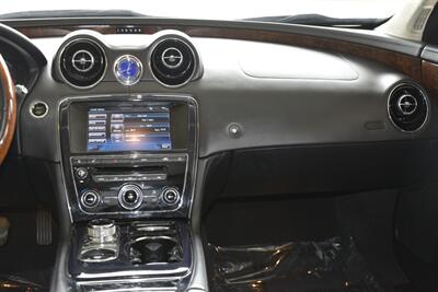 2012 Jaguar XJ L SUPERCHARGED NAV BK/CAM PREM WHLS PANO ROOF NICE   - Photo 28 - Stafford, TX 77477