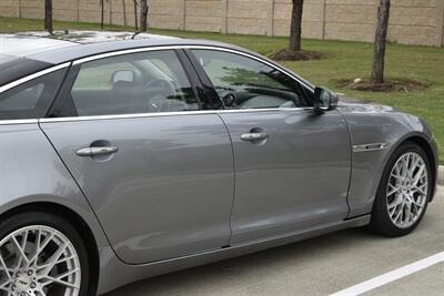 2012 Jaguar XJ L SUPERCHARGED NAV BK/CAM PREM WHLS PANO ROOF NICE   - Photo 21 - Stafford, TX 77477