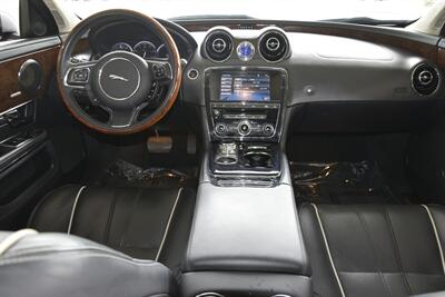 2012 Jaguar XJ L SUPERCHARGED NAV BK/CAM PREM WHLS PANO ROOF NICE   - Photo 29 - Stafford, TX 77477