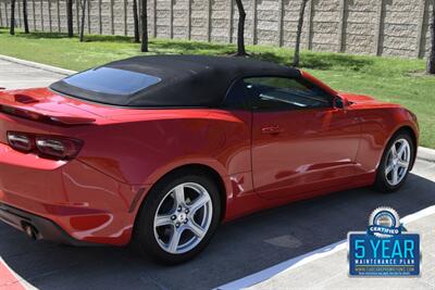 2019 Chevrolet Camaro LT CONVERTIBLE LOADED FRESH TRADE HWY MILES NICE   - Photo 17 - Stafford, TX 77477