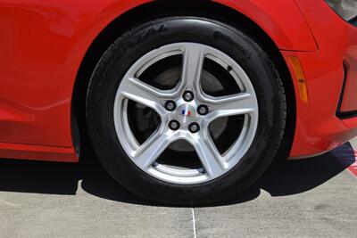 2019 Chevrolet Camaro LT CONVERTIBLE LOADED FRESH TRADE HWY MILES NICE   - Photo 31 - Stafford, TX 77477