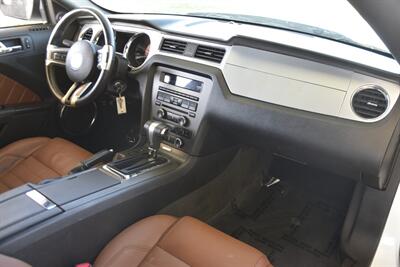 2011 Ford Mustang GT PREMIUM 5SPD AUTO LTHR PREM WHLS FRESH TRADE   - Photo 24 - Stafford, TX 77477