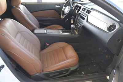 2011 Ford Mustang GT PREMIUM 5SPD AUTO LTHR PREM WHLS FRESH TRADE   - Photo 26 - Stafford, TX 77477