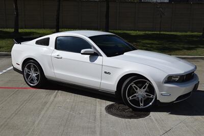2011 Ford Mustang GT PREMIUM 5SPD AUTO LTHR PREM WHLS FRESH TRADE   - Photo 21 - Stafford, TX 77477
