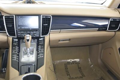2012 Porsche Panamera LUXURY LOADED NAV ROOF HTD SEATS HWY MILES NICE   - Photo 25 - Stafford, TX 77477