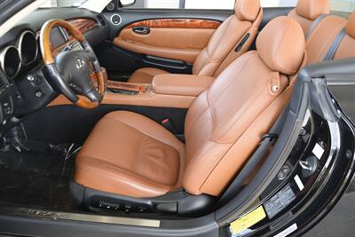 2002 Lexus SC 430 BLK/SADDLE BEST COLOR COMBO NEW TRADE IN NICE   - Photo 27 - Stafford, TX 77477