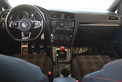 2017 Volkswagen Golf GTI S PERFORMANCE 6SPD MANUAL PREM WHLS   - Photo 18 - Stafford, TX 77477