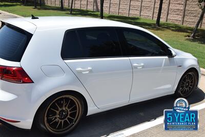 2017 Volkswagen Golf GTI S PERFORMANCE 6SPD MANUAL PREM WHLS   - Photo 11 - Stafford, TX 77477