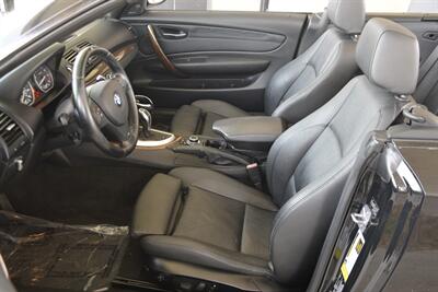 2012 BMW 135i CONVERTIBLE NAV PREM/SPORTS PKG NICE   - Photo 26 - Stafford, TX 77477