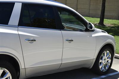 2012 Buick Enclave Premium   - Photo 3 - Stafford, TX 77477