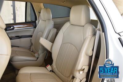 2012 Buick Enclave Premium   - Photo 28 - Stafford, TX 77477