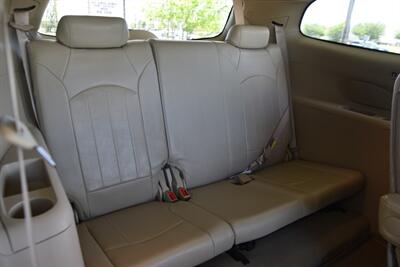 2012 Buick Enclave Premium   - Photo 38 - Stafford, TX 77477