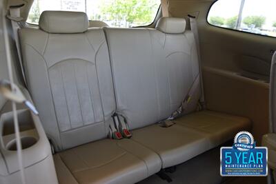 2012 Buick Enclave Premium   - Photo 38 - Stafford, TX 77477