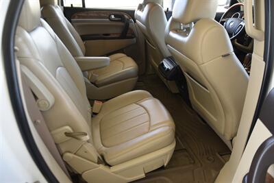 2012 Buick Enclave Premium   - Photo 37 - Stafford, TX 77477