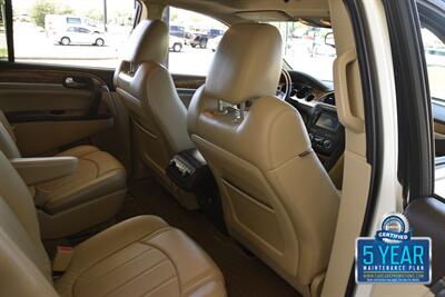 2012 Buick Enclave Premium   - Photo 36 - Stafford, TX 77477