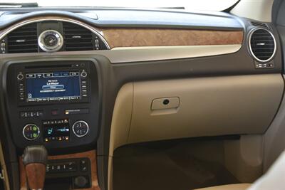 2012 Buick Enclave Premium   - Photo 33 - Stafford, TX 77477