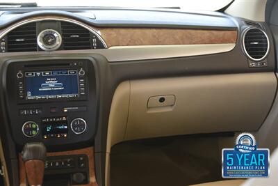 2012 Buick Enclave Premium   - Photo 33 - Stafford, TX 77477