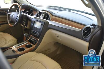 2012 Buick Enclave Premium   - Photo 40 - Stafford, TX 77477