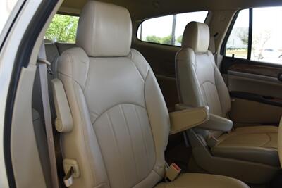 2012 Buick Enclave Premium   - Photo 39 - Stafford, TX 77477
