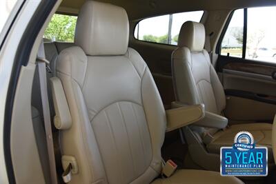 2012 Buick Enclave Premium   - Photo 39 - Stafford, TX 77477