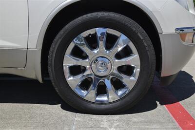 2012 Buick Enclave Premium   - Photo 15 - Stafford, TX 77477