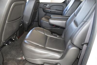 2014 Cadillac Escalade ESV PREMIUM EDI HWY MILES NAV ROOF HTD STS NICE   - Photo 41 - Stafford, TX 77477