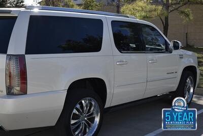 2014 Cadillac Escalade ESV PREMIUM EDI HWY MILES NAV ROOF HTD STS NICE   - Photo 17 - Stafford, TX 77477