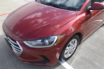 2017 Hyundai Elantra SE   - Photo 10 - Stafford, TX 77477