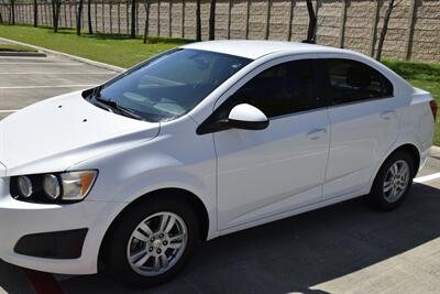 2016 Chevrolet Sonic LT AUTO ALL PWR HWY MILES FRESH TRADE IN CLEAN   - Photo 7 - Stafford, TX 77477