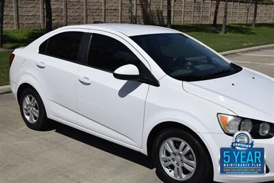 2016 Chevrolet Sonic LT AUTO ALL PWR HWY MILES FRESH TRADE IN CLEAN   - Photo 6 - Stafford, TX 77477