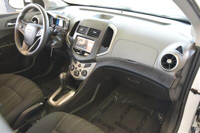 2016 Chevrolet Sonic LT AUTO ALL PWR HWY MILES FRESH TRADE IN CLEAN   - Photo 29 - Stafford, TX 77477