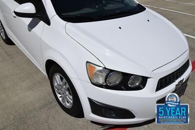 2016 Chevrolet Sonic LT AUTO ALL PWR HWY MILES FRESH TRADE IN CLEAN   - Photo 11 - Stafford, TX 77477