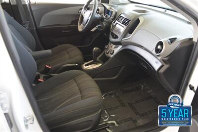 2016 Chevrolet Sonic LT AUTO ALL PWR HWY MILES FRESH TRADE IN CLEAN   - Photo 31 - Stafford, TX 77477