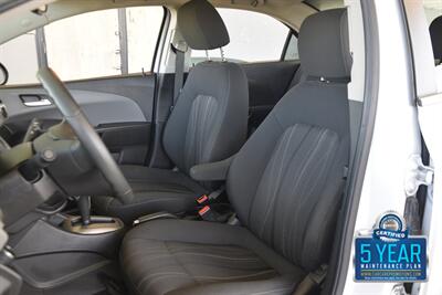 2016 Chevrolet Sonic LT AUTO ALL PWR HWY MILES FRESH TRADE IN CLEAN   - Photo 33 - Stafford, TX 77477