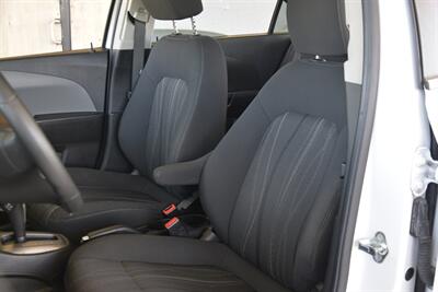 2016 Chevrolet Sonic LT AUTO ALL PWR HWY MILES FRESH TRADE IN CLEAN   - Photo 32 - Stafford, TX 77477