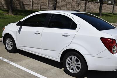 2016 Chevrolet Sonic LT AUTO ALL PWR HWY MILES FRESH TRADE IN CLEAN   - Photo 15 - Stafford, TX 77477