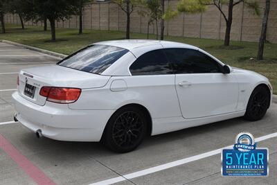 2007 BMW 335i HARDTOP CONV PREM PKG HTD STS NEW TRADE IN   - Photo 17 - Stafford, TX 77477