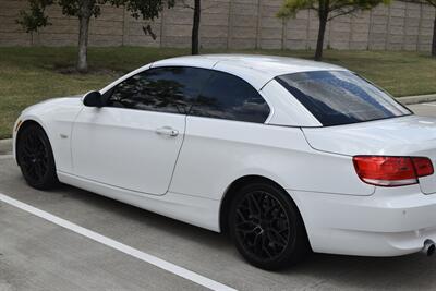 2007 BMW 335i HARDTOP CONV PREM PKG HTD STS NEW TRADE IN   - Photo 18 - Stafford, TX 77477