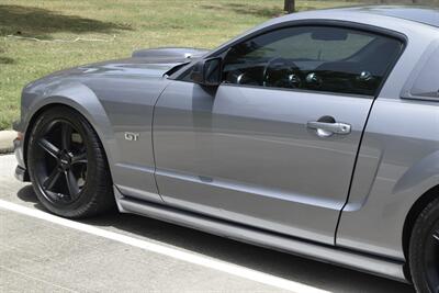 2007 Ford Mustang GT Premium CUSTOM HOOD/EXHAUST/TUNED PREM WHLS   - Photo 19 - Stafford, TX 77477