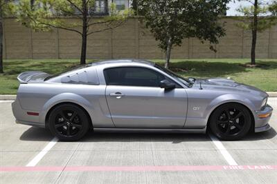 2007 Ford Mustang GT Premium CUSTOM HOOD/EXHAUST/TUNED PREM WHLS   - Photo 14 - Stafford, TX 77477